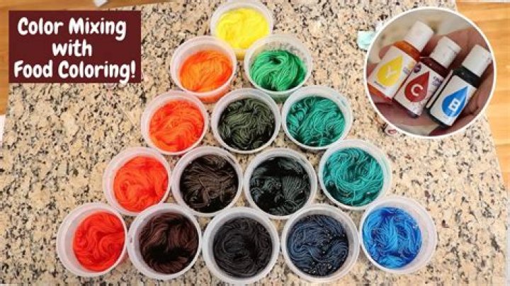 Can you put food coloring in salt