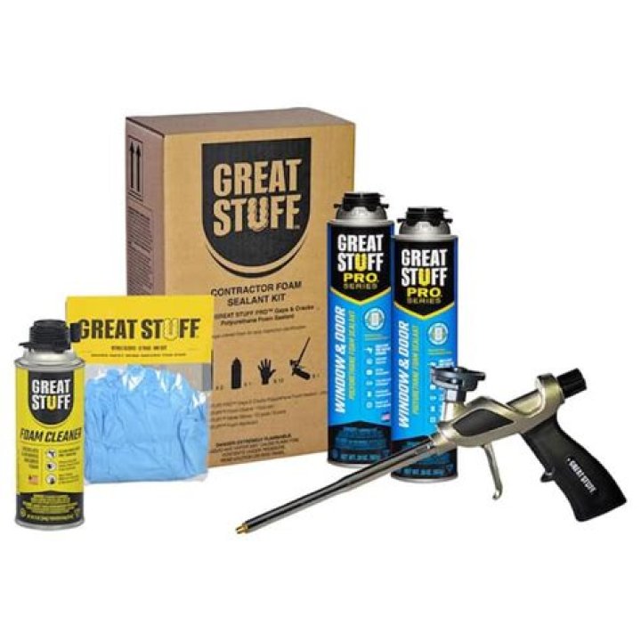 Does great stuff need air to cure