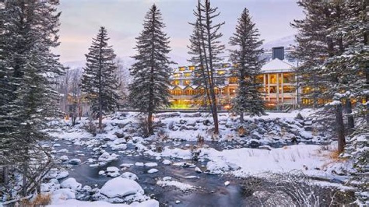 Does Hyatt own destination hotels