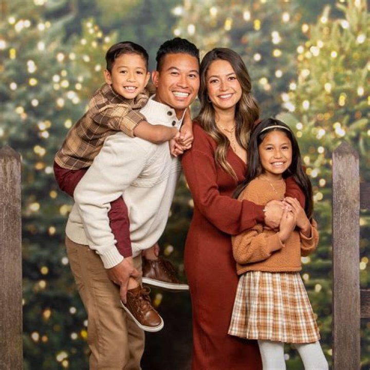 Does JCPenney have a photo studio