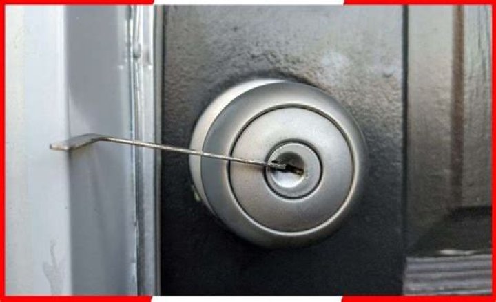 Does lock picking damage the lock