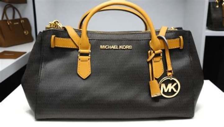 Does Michael Kors repair handbags