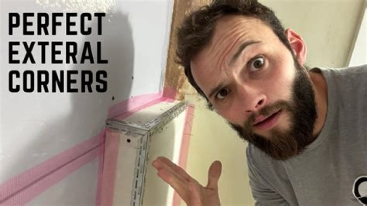 How do you make a corner trim