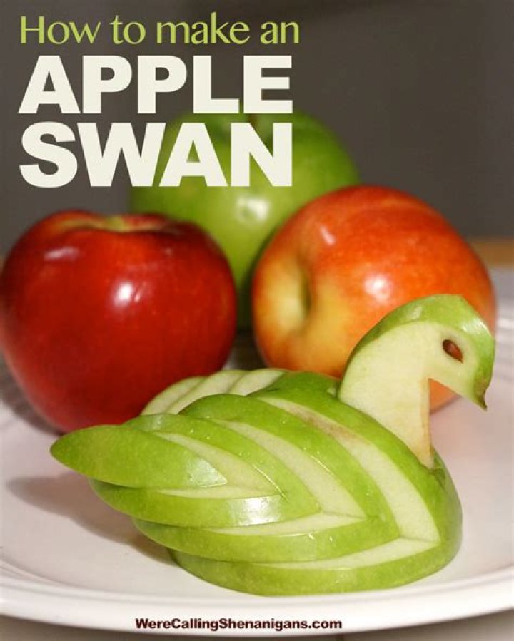 How do you make an apple swan