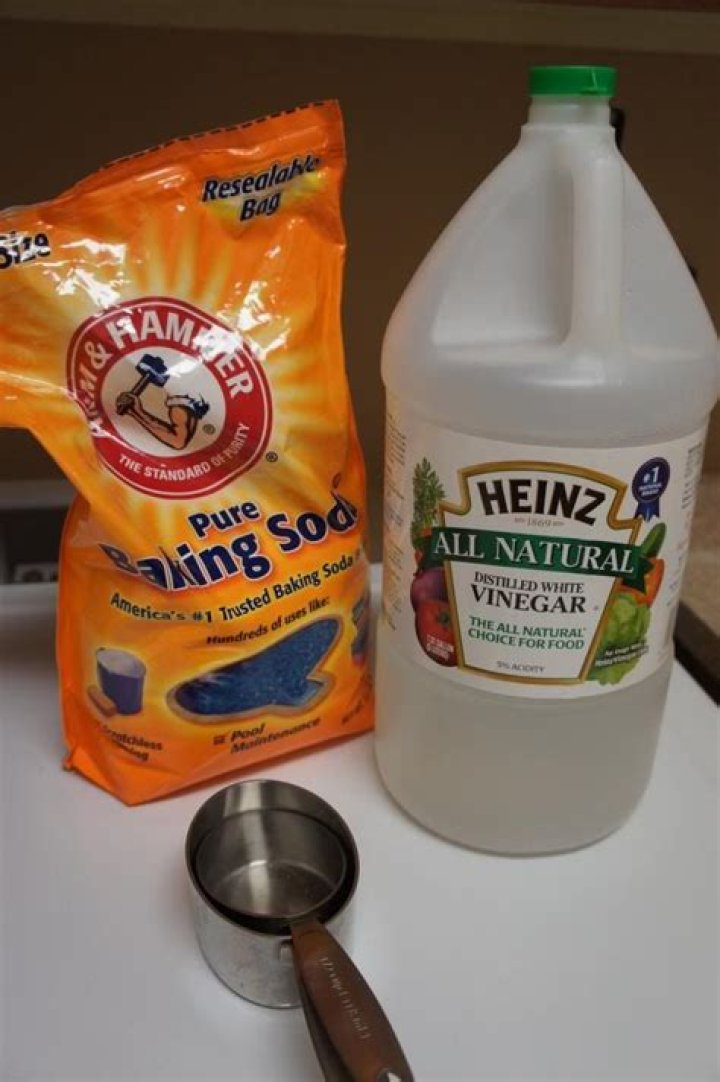 How do you make natural Drano