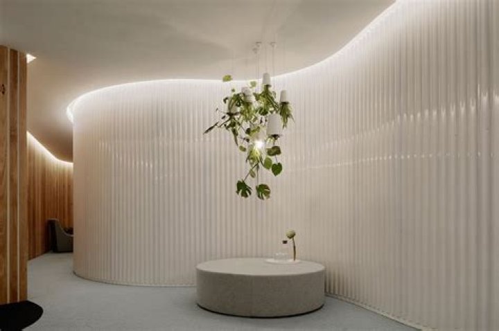 How do you paint curved walls
