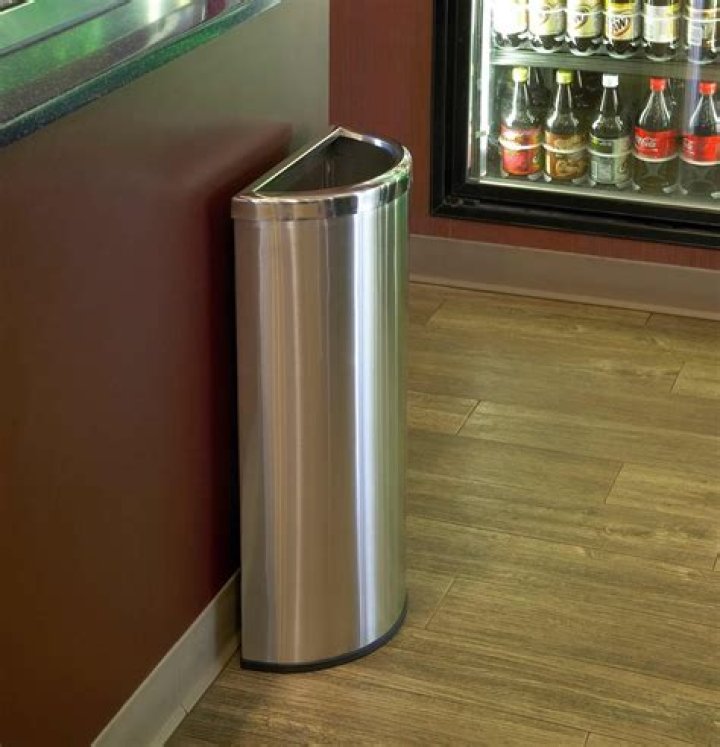 How tall is a 13 gallon trash can