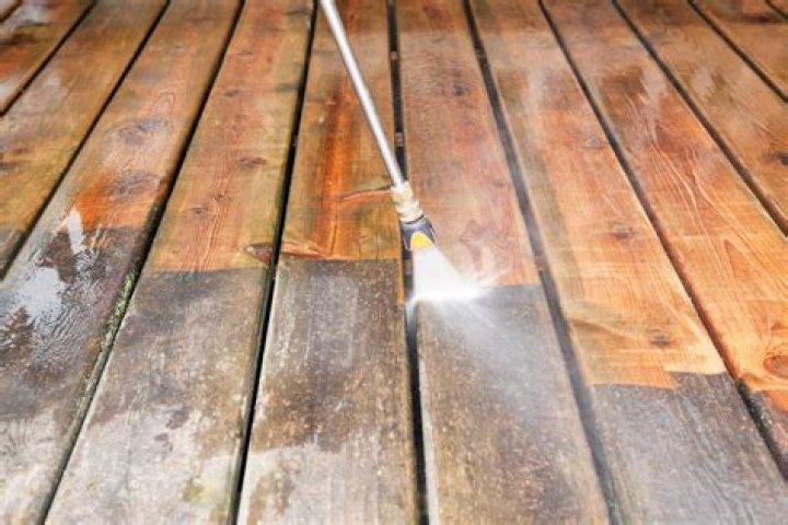 Is pressure washing a deck bad