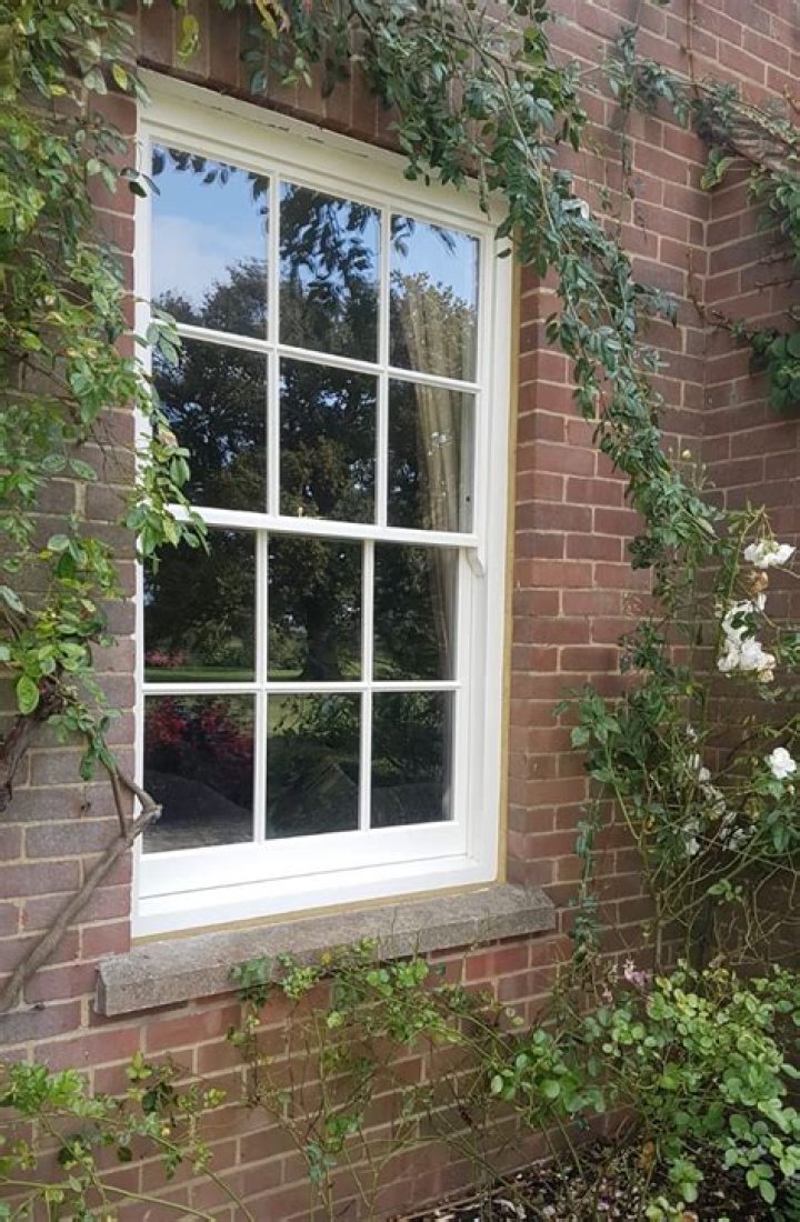 What is a Georgian window