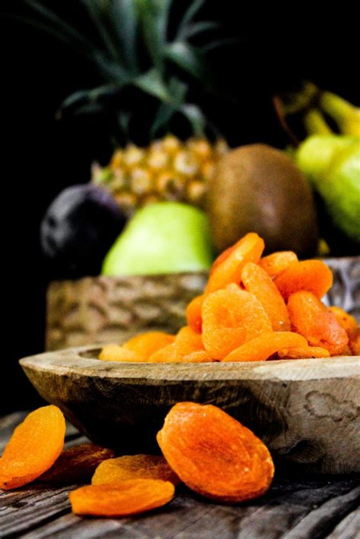Why does dried apricots cause gas
