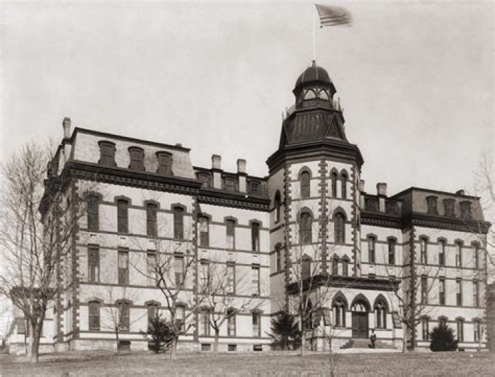Why was Howard University founded
